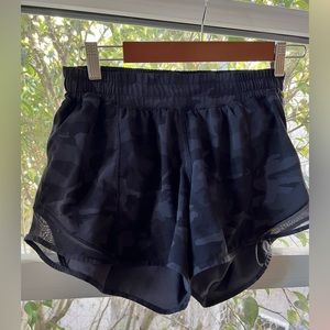 Lululemon Hotty Hot Shorts